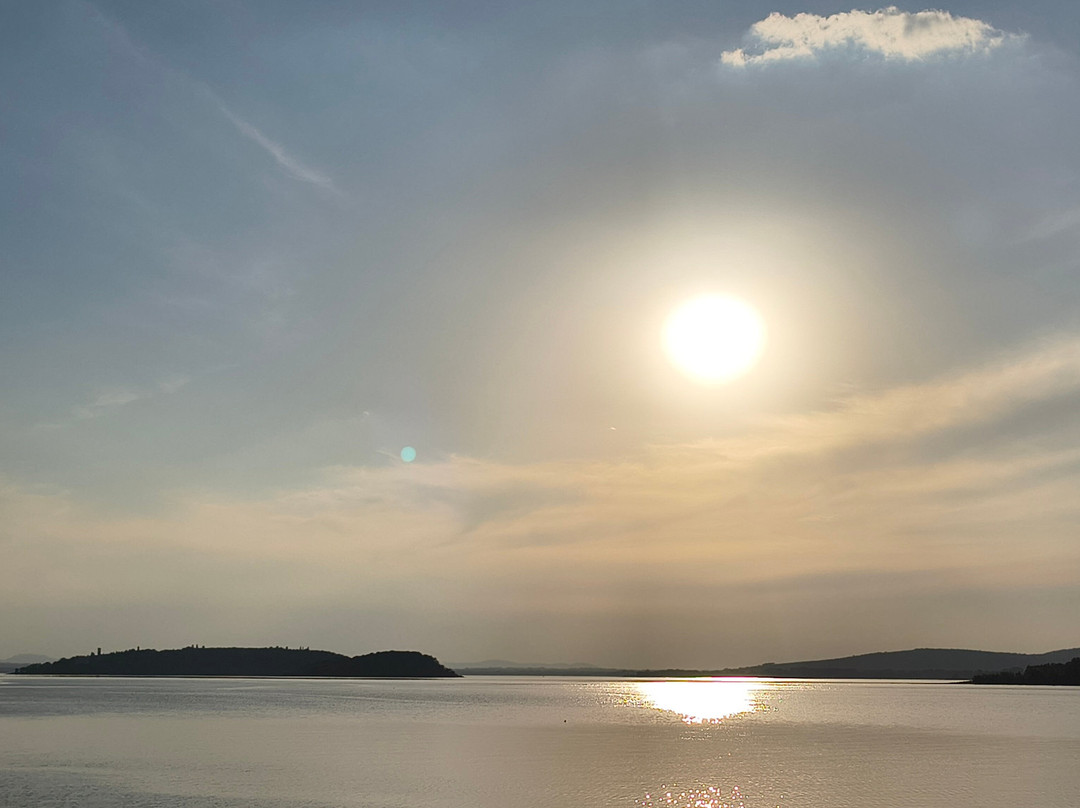 Passeggiata Lungolago-Passignano sul Trasimeno必去景点