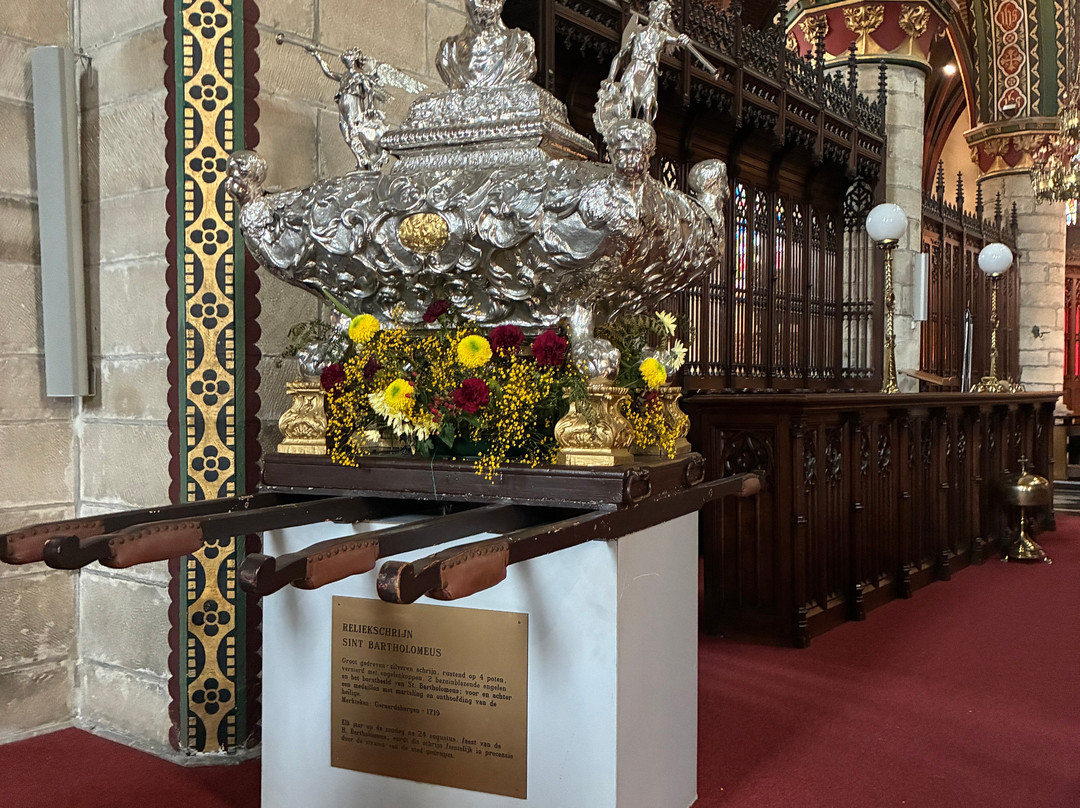 Sint-Bartholomeuskerk-赫拉尔兹贝亨必去景点