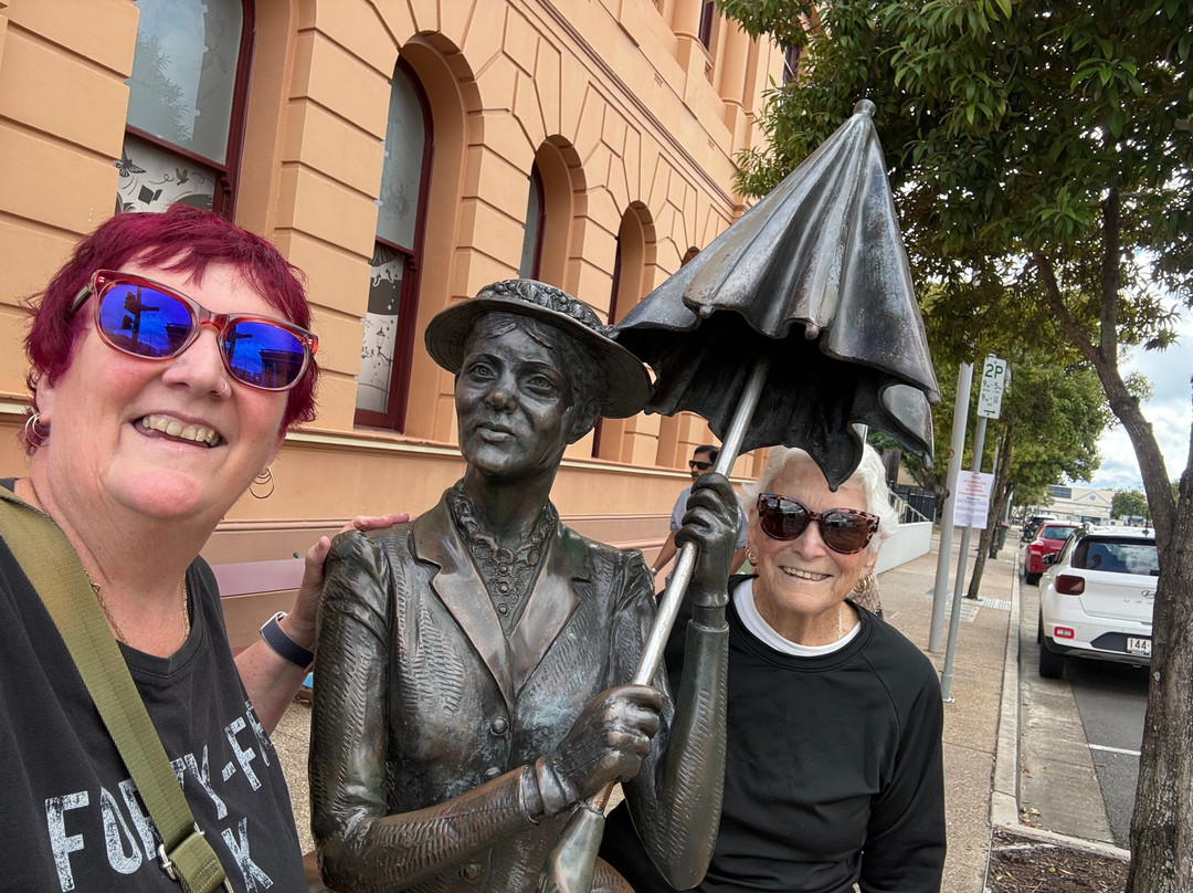 Mary Poppins Statue-Maryborough必去景点