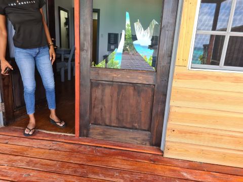 康奇海滩小屋 - 鲁姆布斯海滩-旅行者