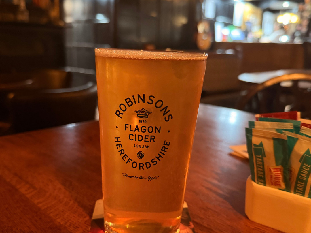 雷德诺希尔酒店主图