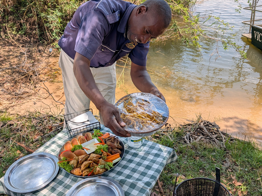 Victoria Falls River Safaris-李文斯顿必去景点