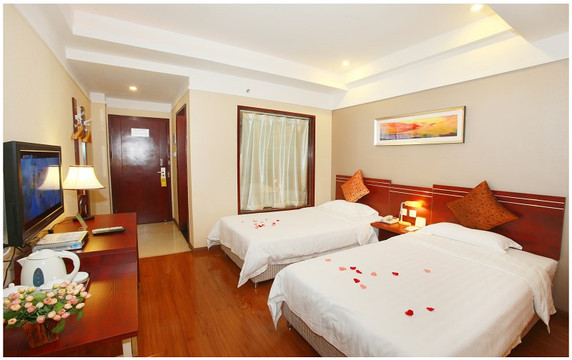 成都锦尚花酒店（宽窄巷子店）主图