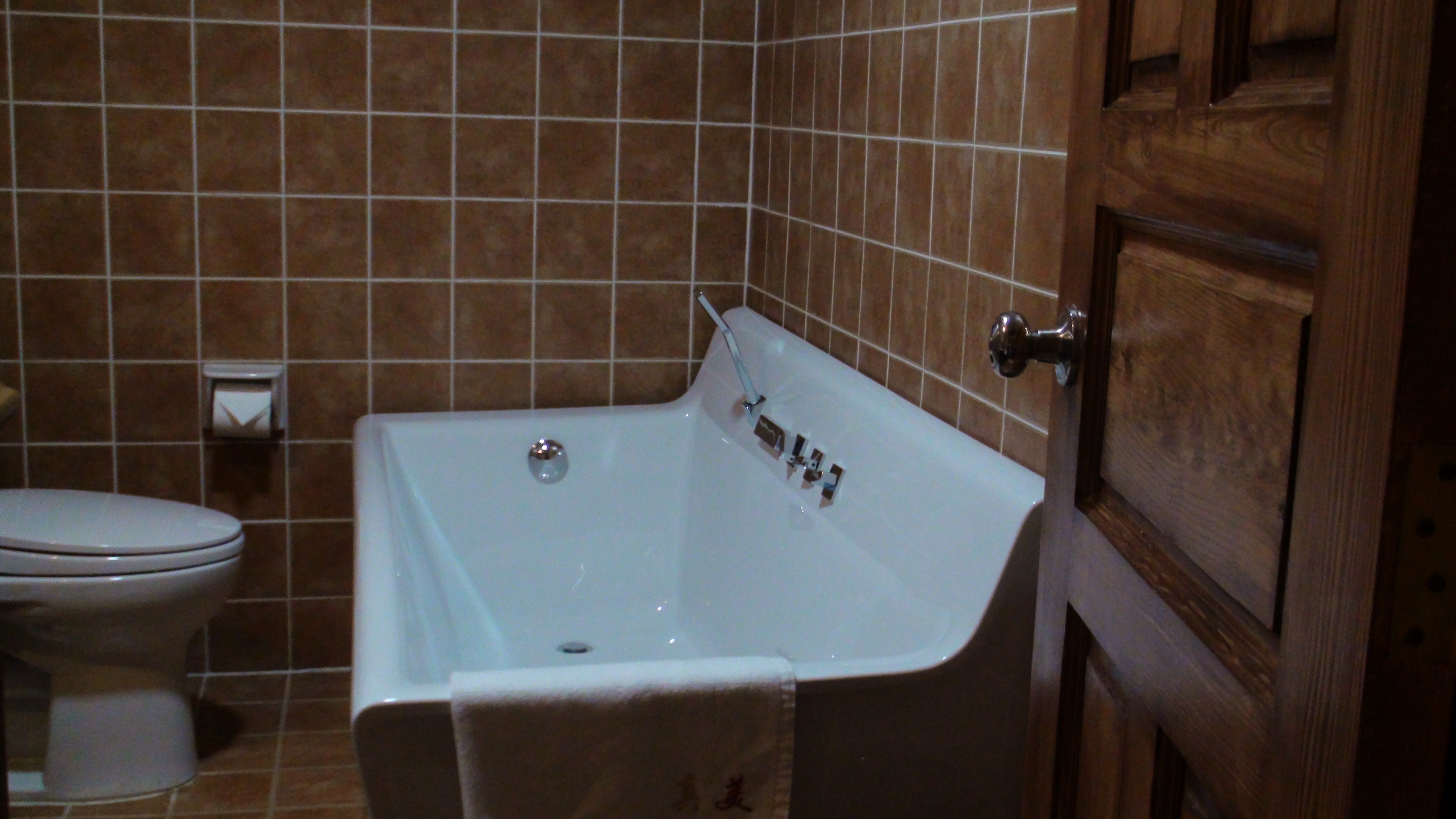 丽江商务酒店-客卧