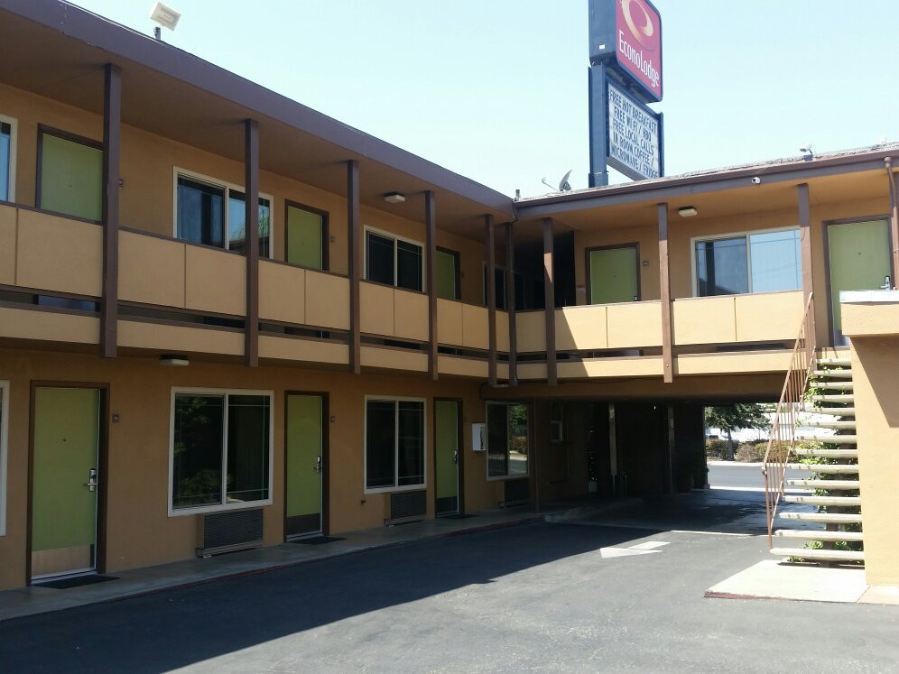 红杉区伊克诺旅店