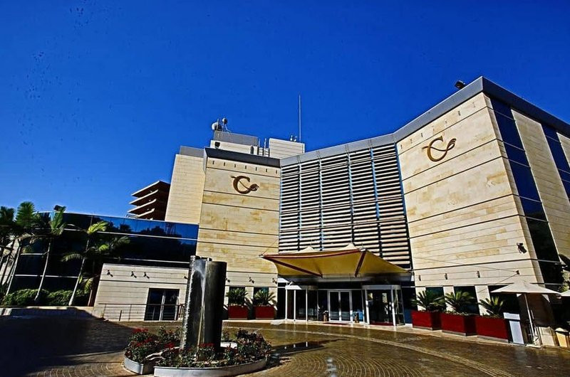 Coral Beach Hotel & Resort主图