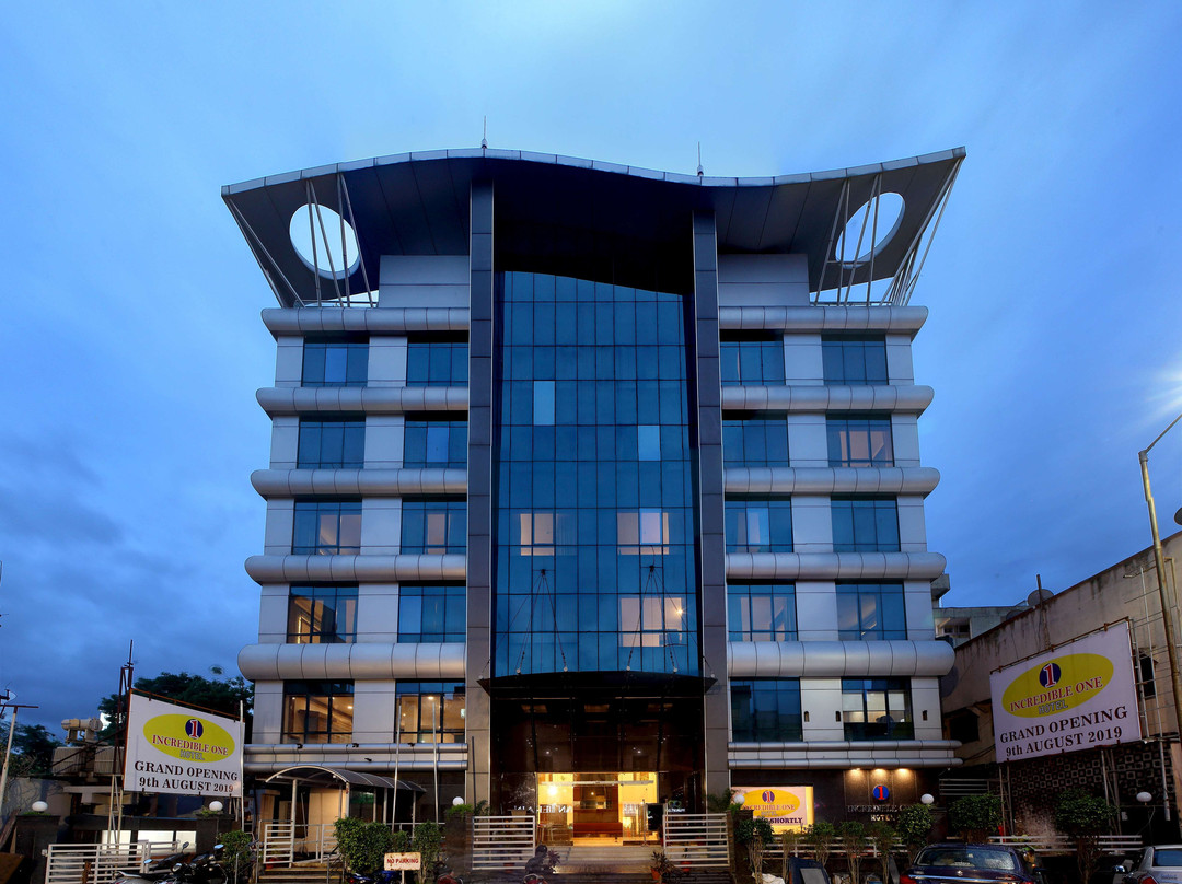 Incredible One Hotel
