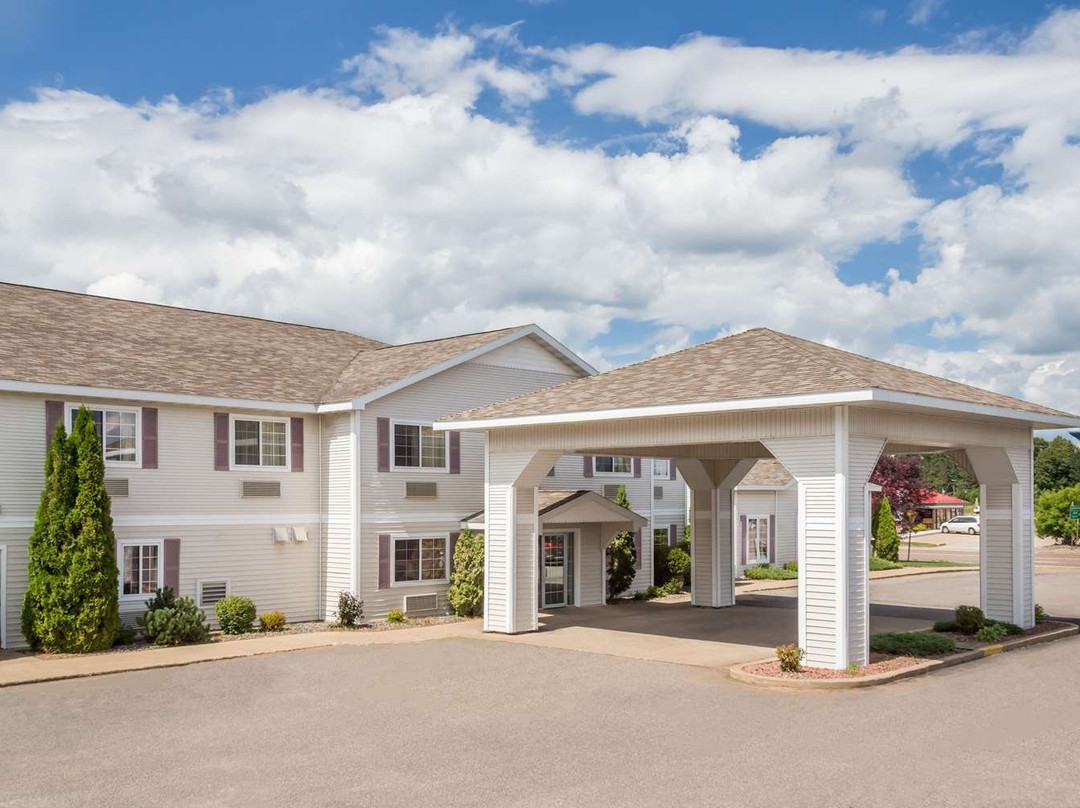 Americinn By Wyndham Eagle River主图