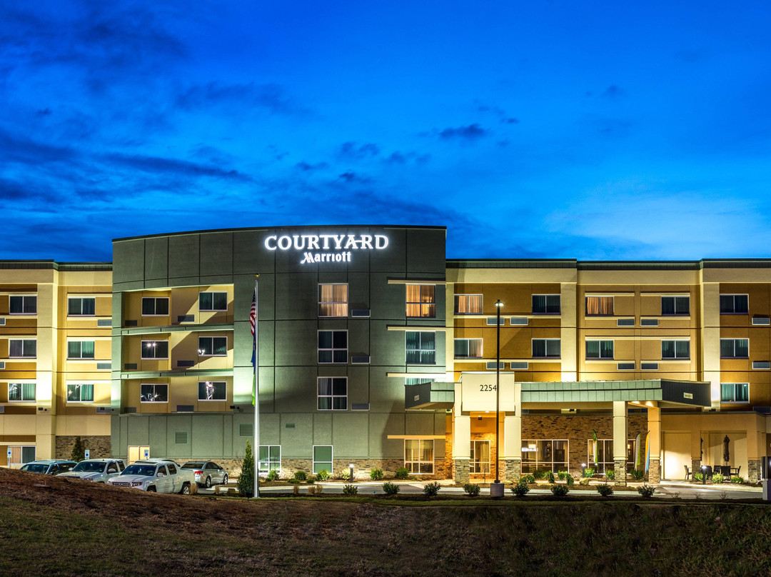 Courtyard by Marriott Somerset主图