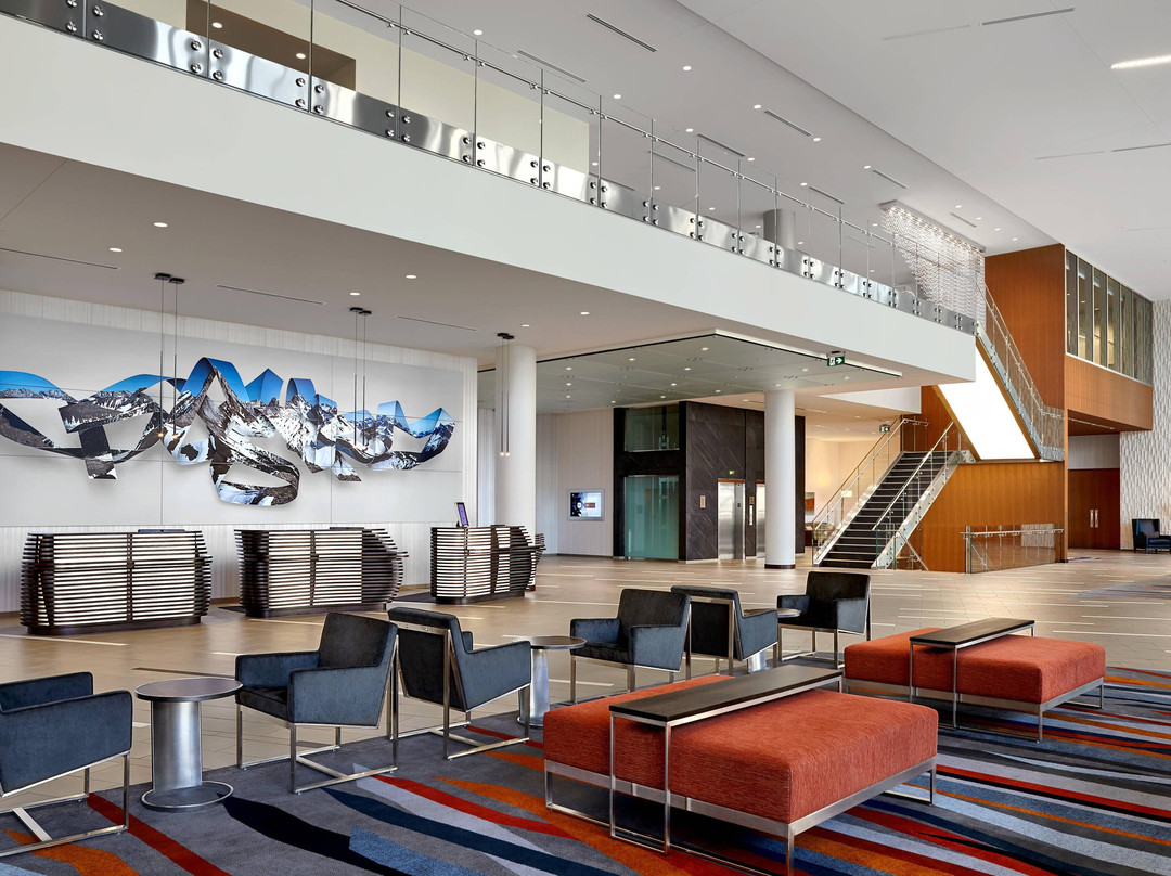 卡尔加里机场万豪酒店主图