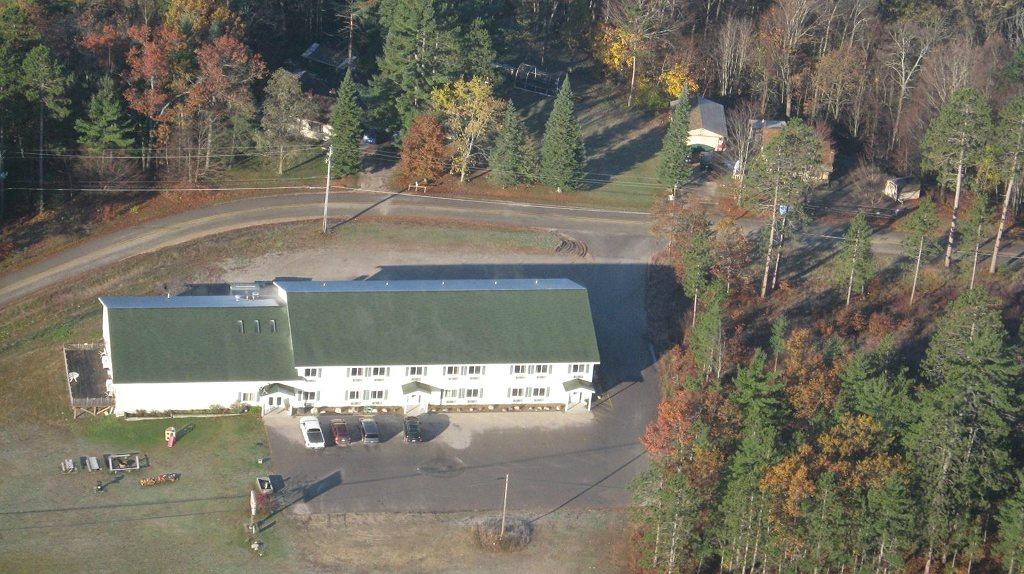 AuSable Valley Inn-官方