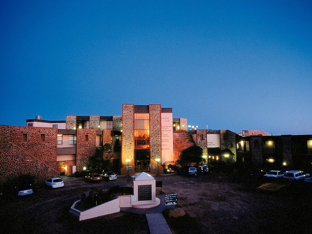 库伯佩迪酒店住宿-沙漠洞穴旅馆