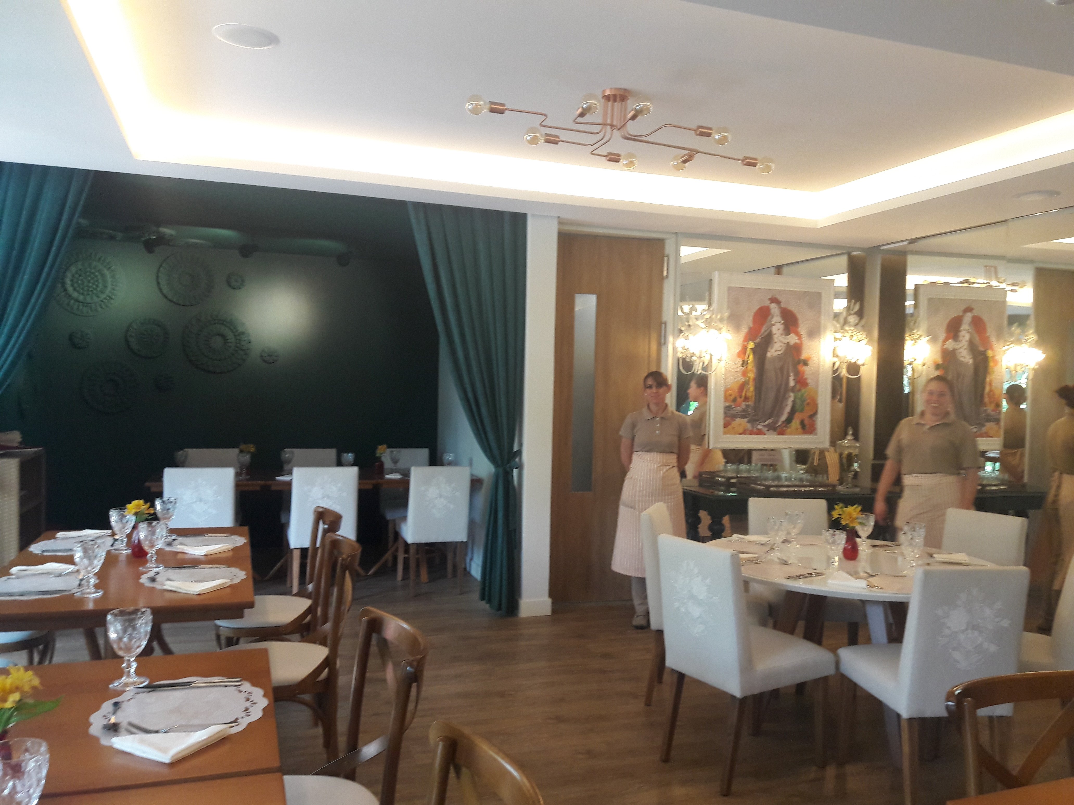 Kayros Business Hotel-餐饮