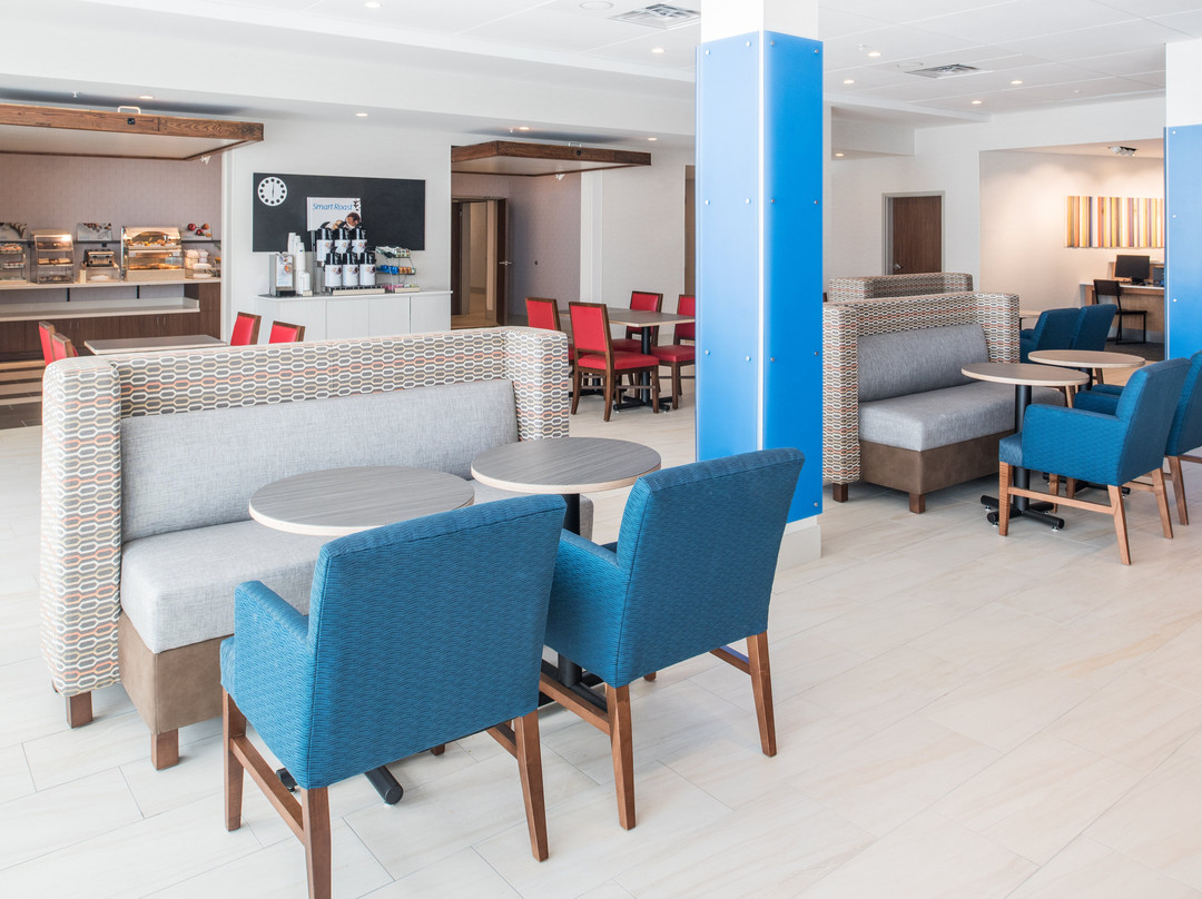 Holiday Inn Express & Suites Ruston By IHG主图