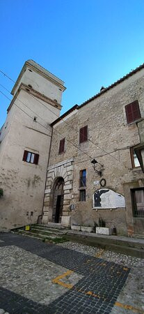 Palazzo Orsini-Stimigliano必去景点