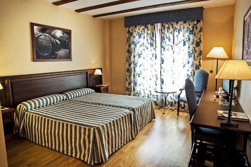 Hotel Tudanca-Aranda II主图