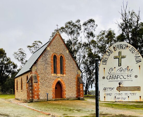 St Peter's Pebble Church景点图片