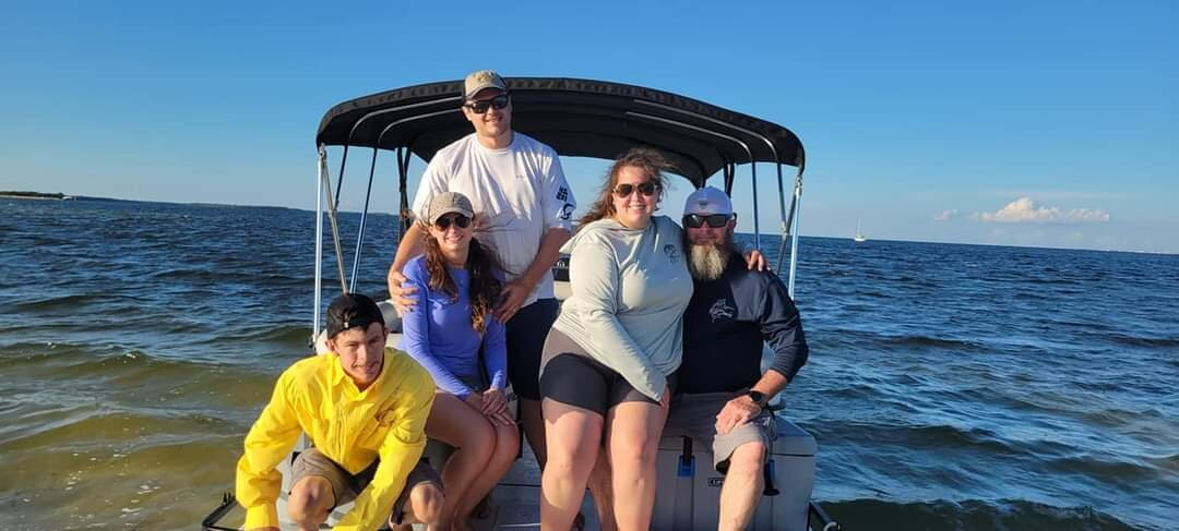 Seal in the Sun Charters-Holiday必去景点