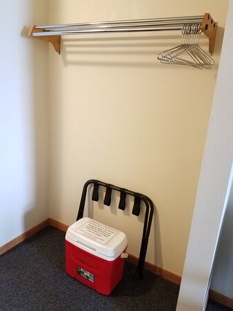 The Shoreline Resort主图