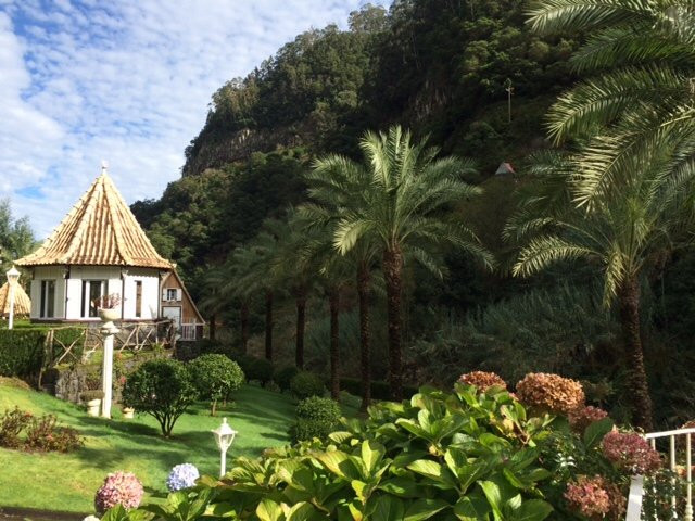 Ribeiro Frio旅游景点-Museu Familia Texeira e de Caires