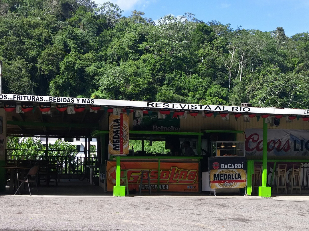 Restaurant Vista Al Rio