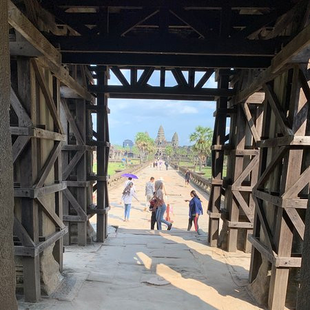 Angkor Wat Day Tour景点图片