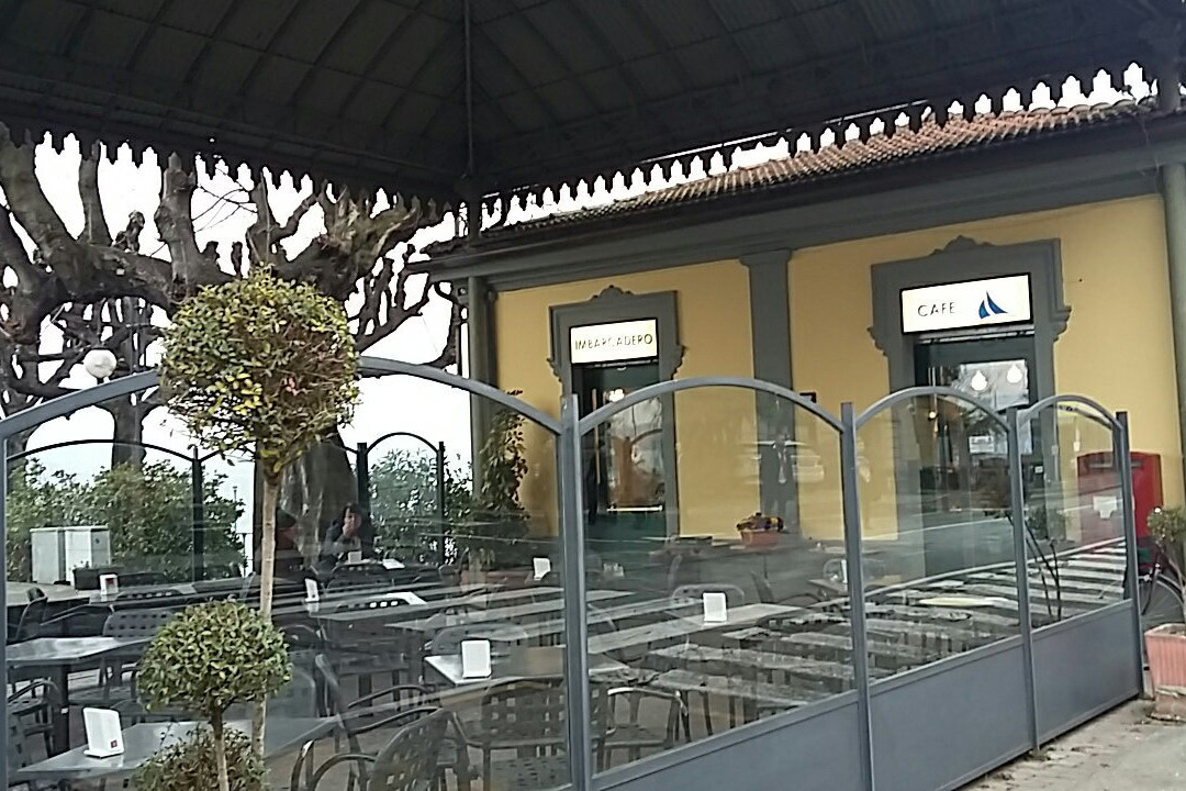 Suna餐馆和美食-Imbarcadero Cafe Suna