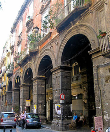 Via Dei Tribunali景点门票图片