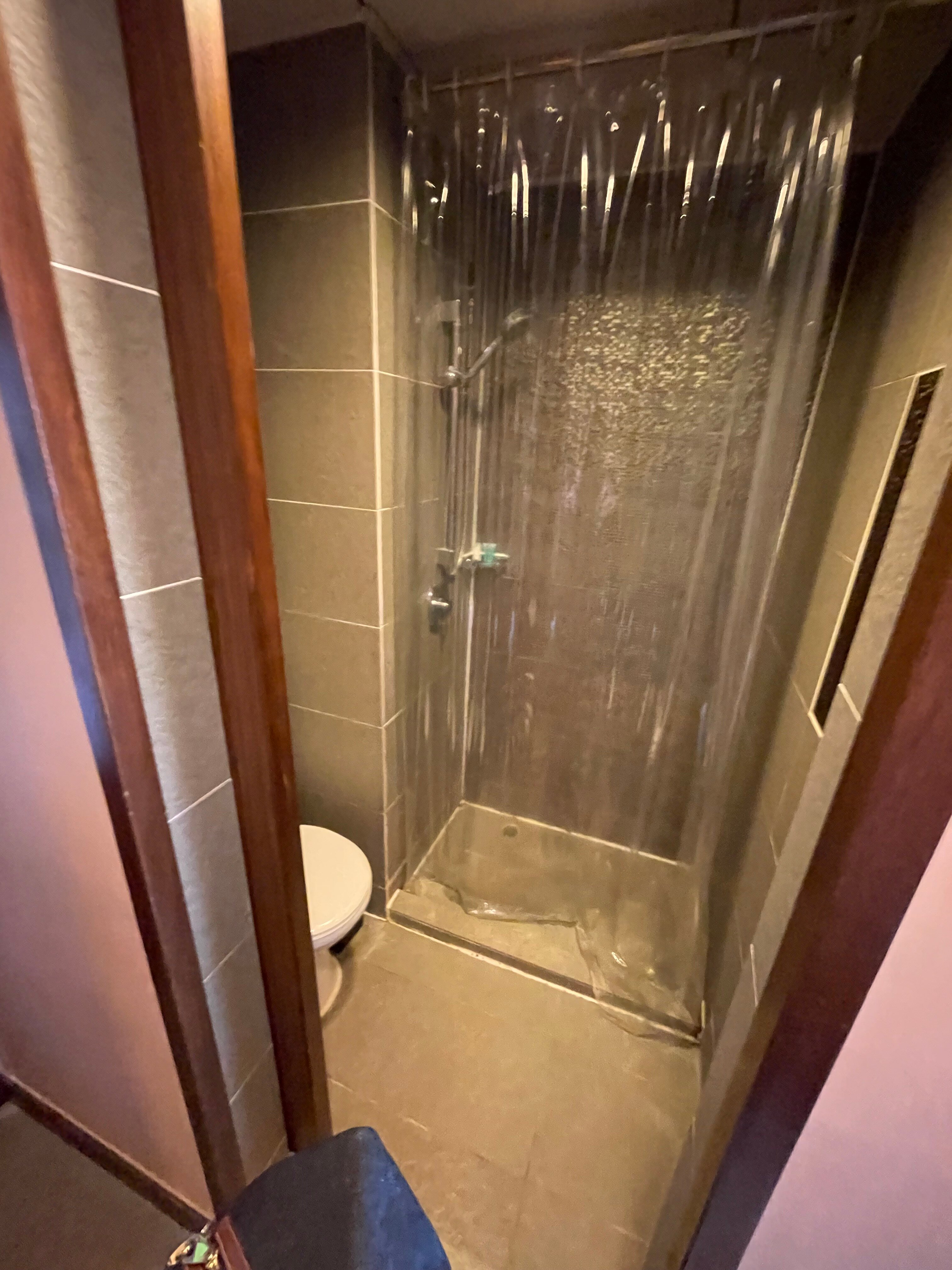 香港华丽铜锣湾酒店-浴室