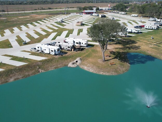 Howdy Y'all Rv Resort