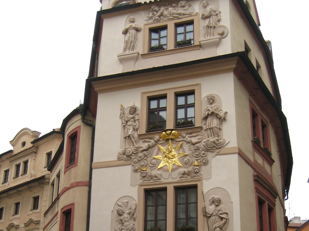 Karlova 175/3 - U Zlaté Studny-布拉格必去景点