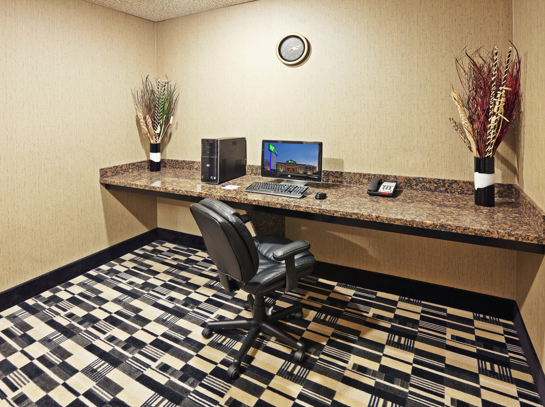 Holiday Inn Express & Suites Jacksonville by IHG主图