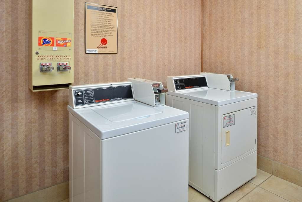 Hampton Inn Eagle Pass主图