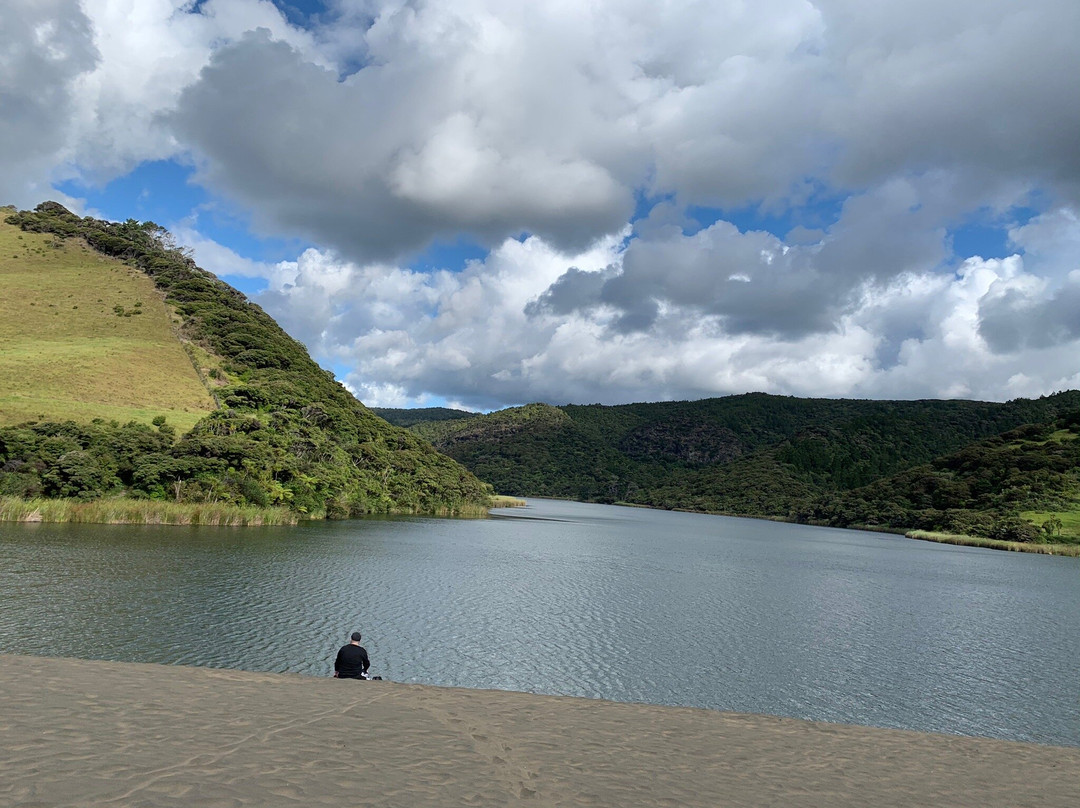 Lake Wainamu景点图片
