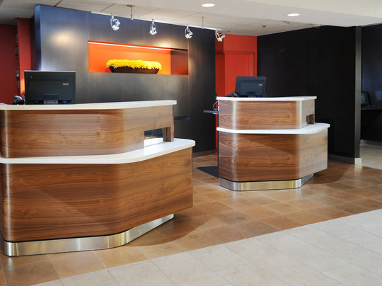 Courtyard by Marriott Houston Hobby Airport主图