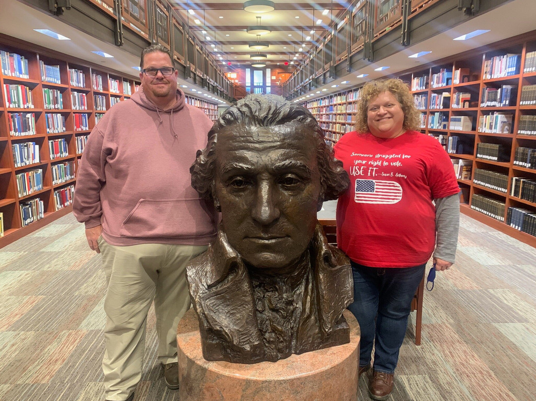 Sons of the American Revolution Genealogical Research Library-路易斯维尔必去景点
