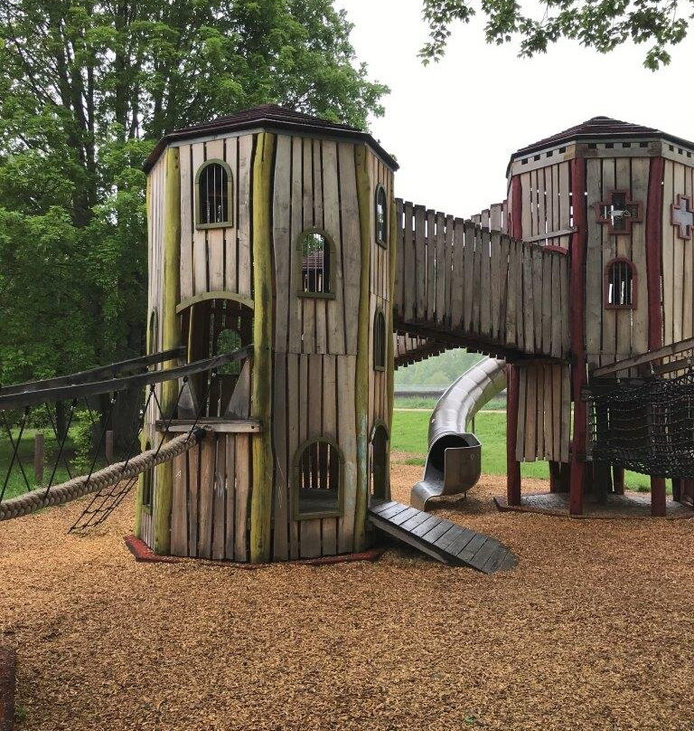 Spielplatz Im Schlobigpark-Zwickau必去景点