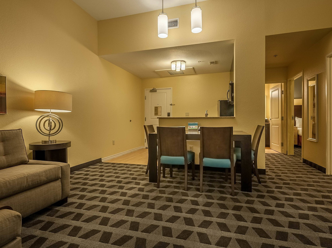 达拉斯迪索托TownePlace Suites 酒店主图