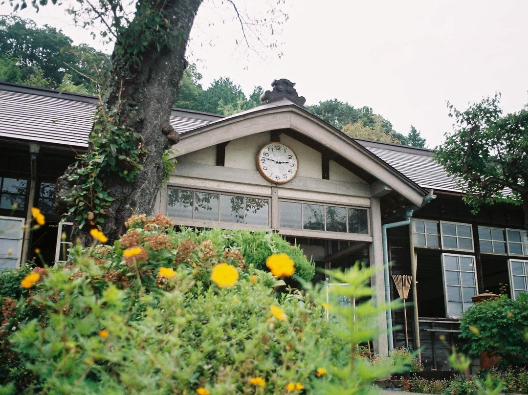 The Old Uwaoka Elementary School景点图片