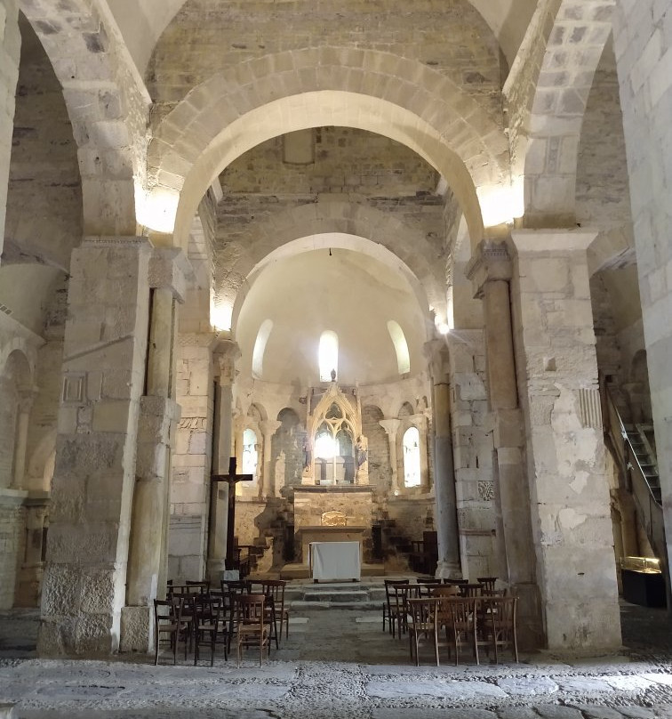 Basilique Saint-Just-Valcabrere必去景点