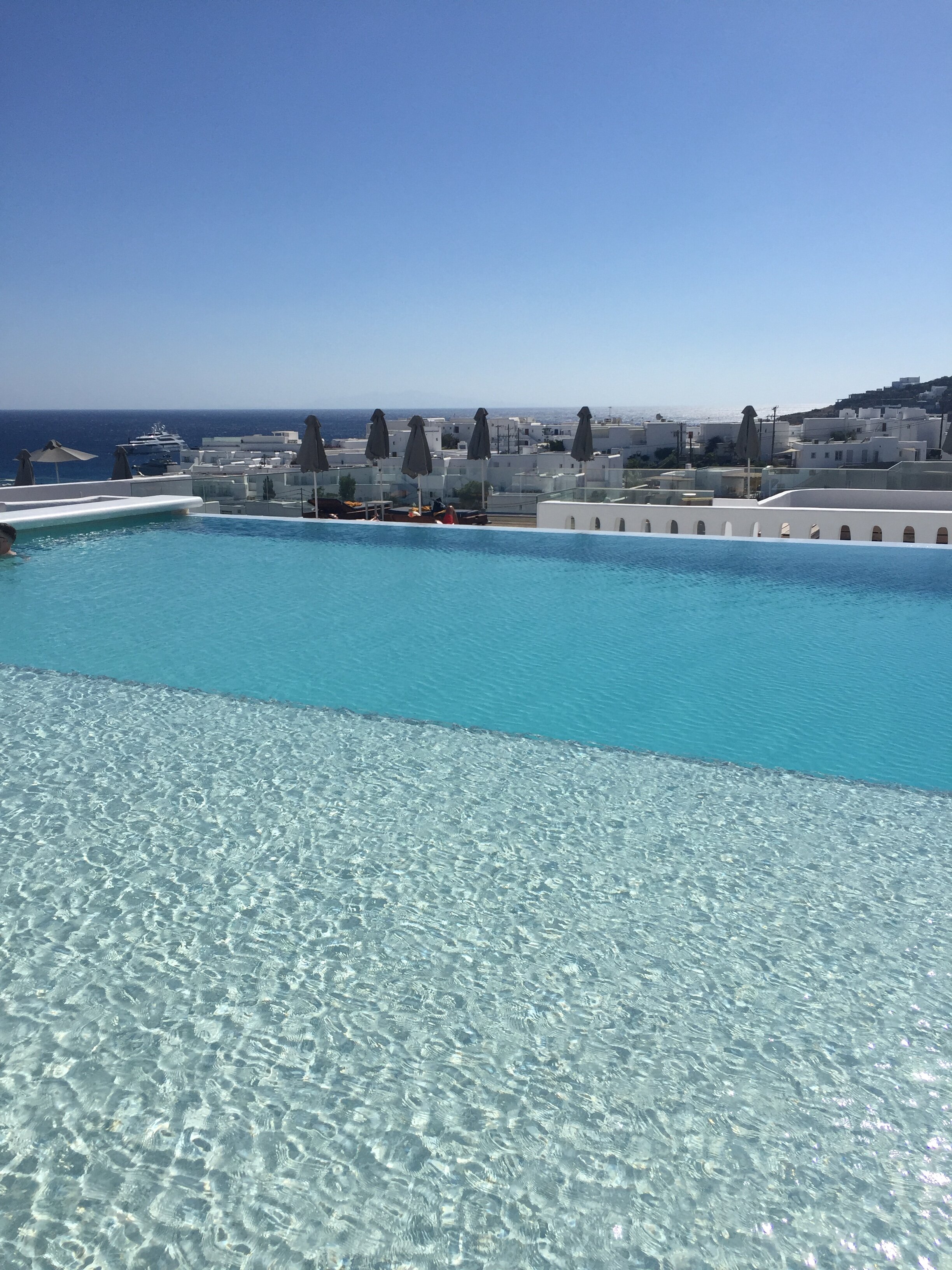 The George Hotel Mykonos-泳池