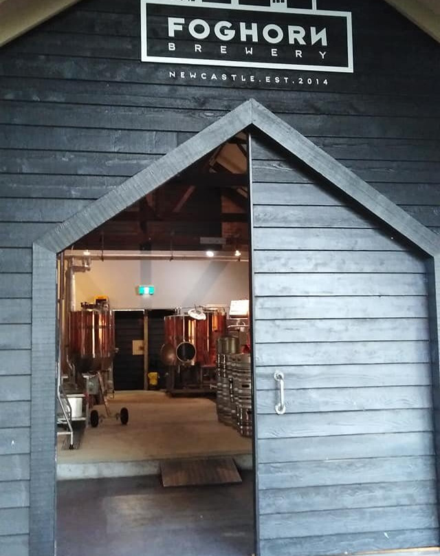 陶艺家啤酒厂度假酒店主图