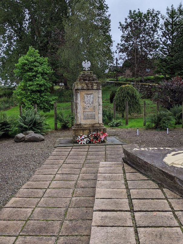 Polish Memorial Garden景点图片