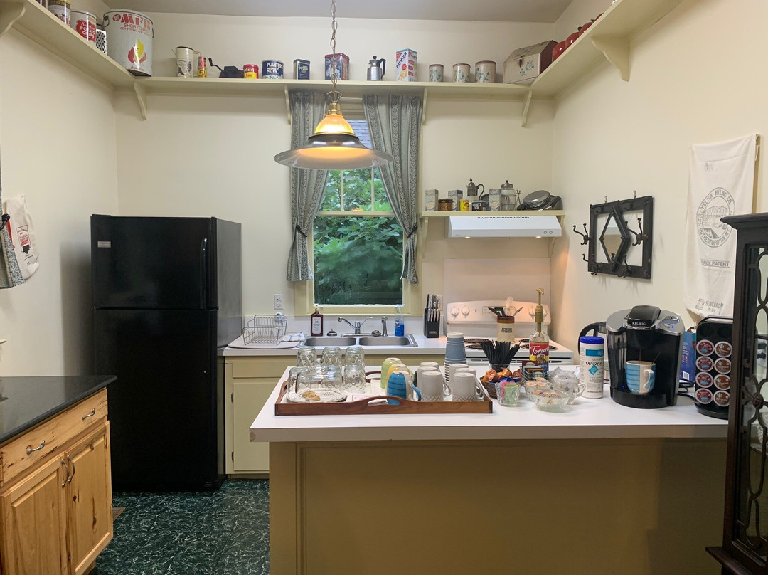 Carrier Houses Bed and Breakfast主图