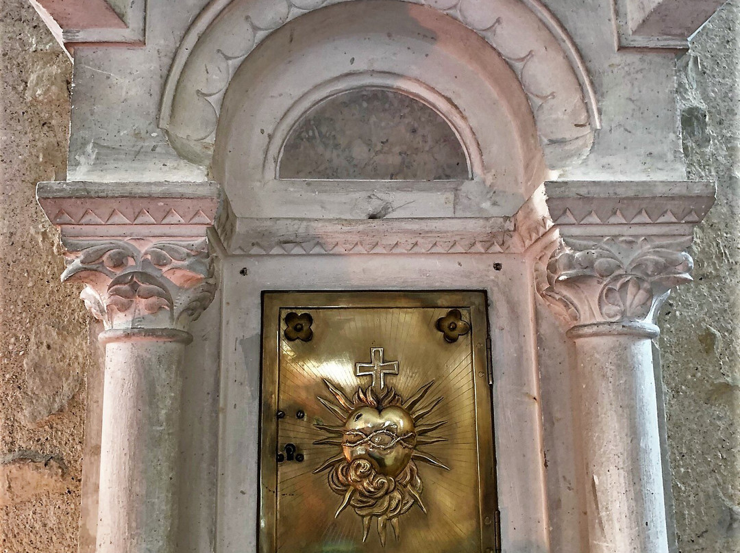 Eglise Saint Barthélémy-Croutelle必去景点