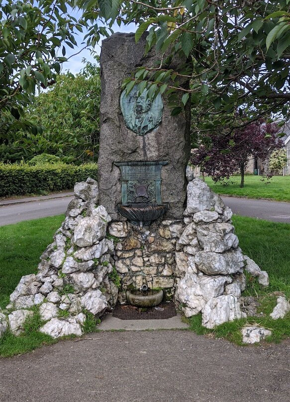 James M Gale Memorial-Milngavie必去景点