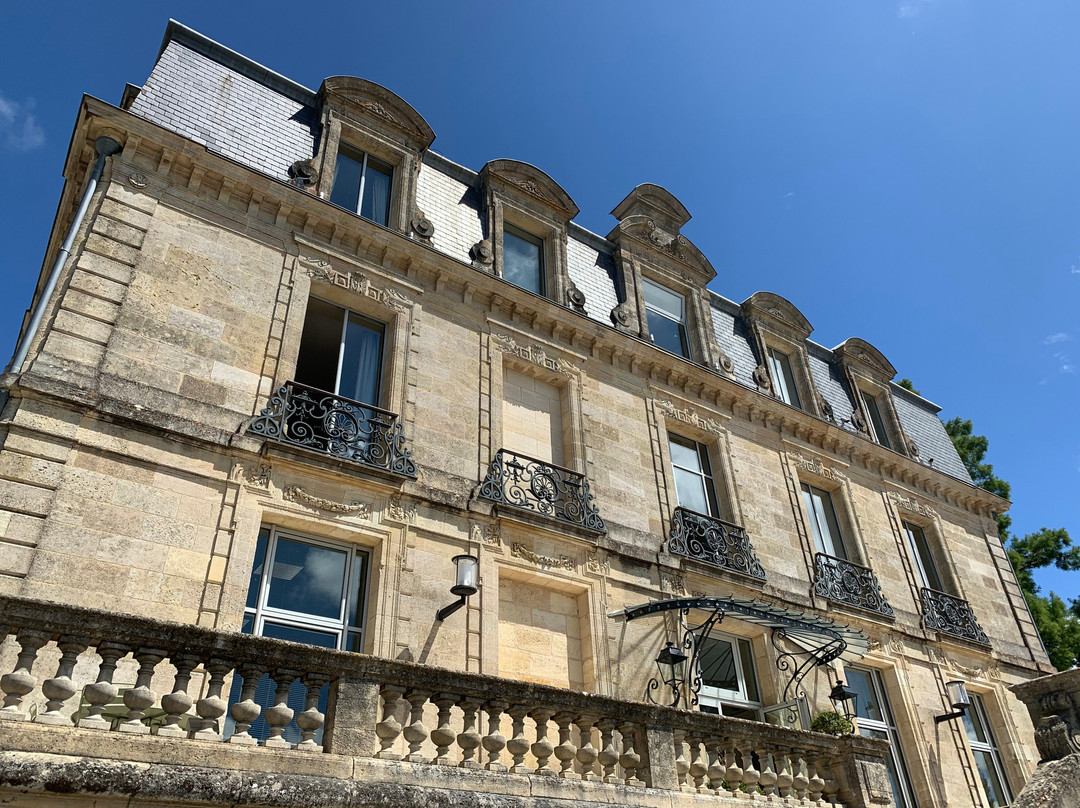 格拉特奎纳城堡酒店主图