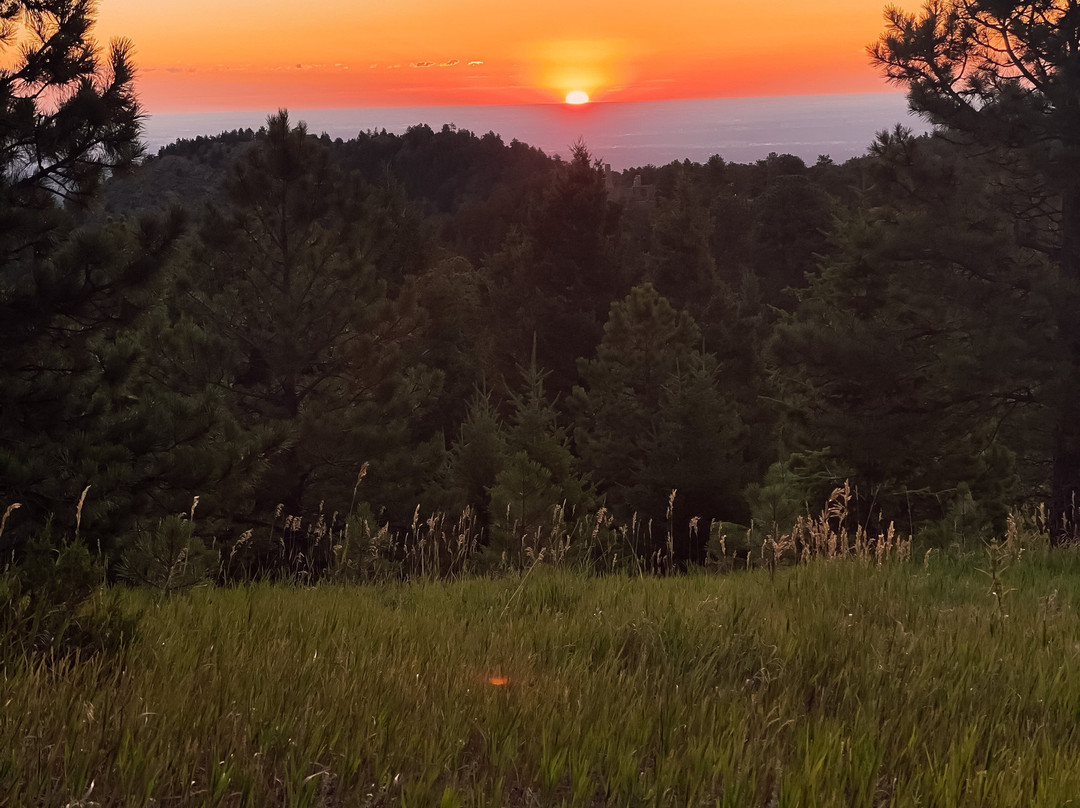 Fresh Tracks Hiking-丹佛必去景点