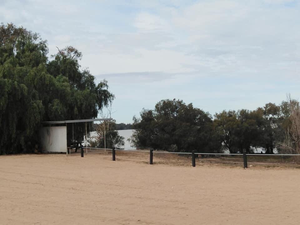 Lake Benanee-Euston必去景点