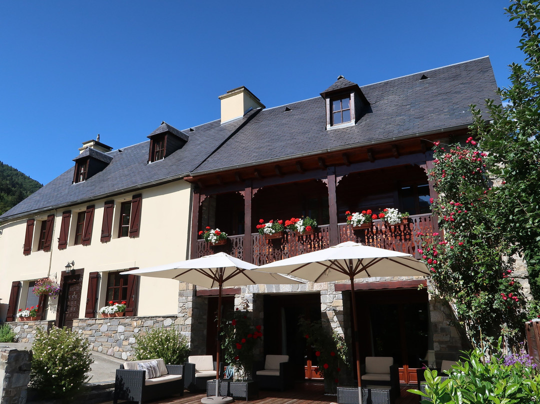 Ancienne Poste Avajan